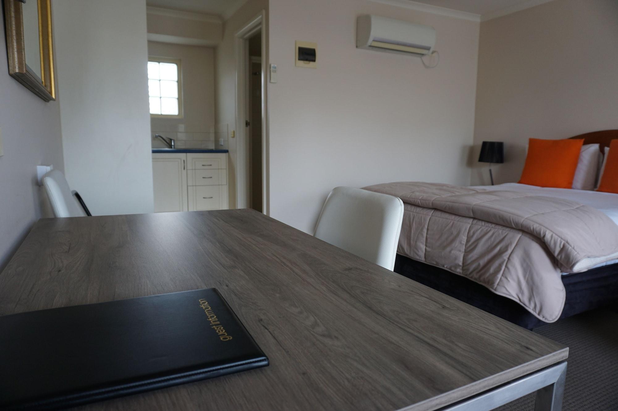 Ashmont Motel And Apartments Port Fairy Buitenkant foto