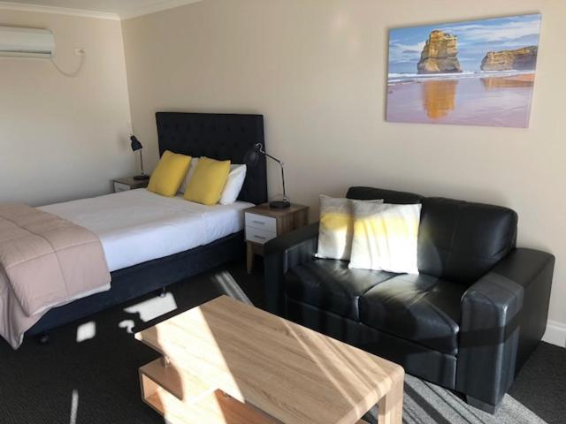 Ashmont Motel And Apartments Port Fairy Buitenkant foto