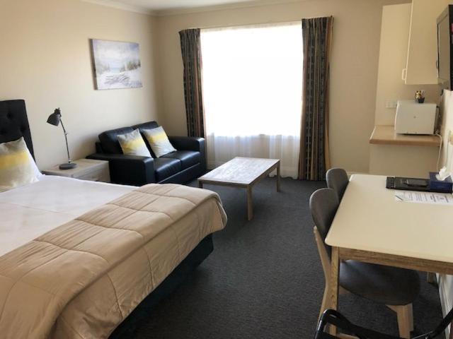 Ashmont Motel And Apartments Port Fairy Buitenkant foto