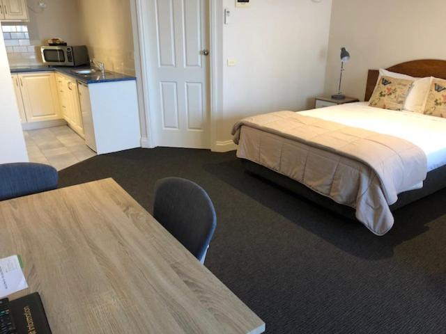 Ashmont Motel And Apartments Port Fairy Buitenkant foto